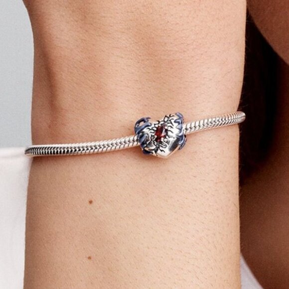 Pandora Stranger Things Glow-in-the-dark Heart Charm - Picture 4 of 6